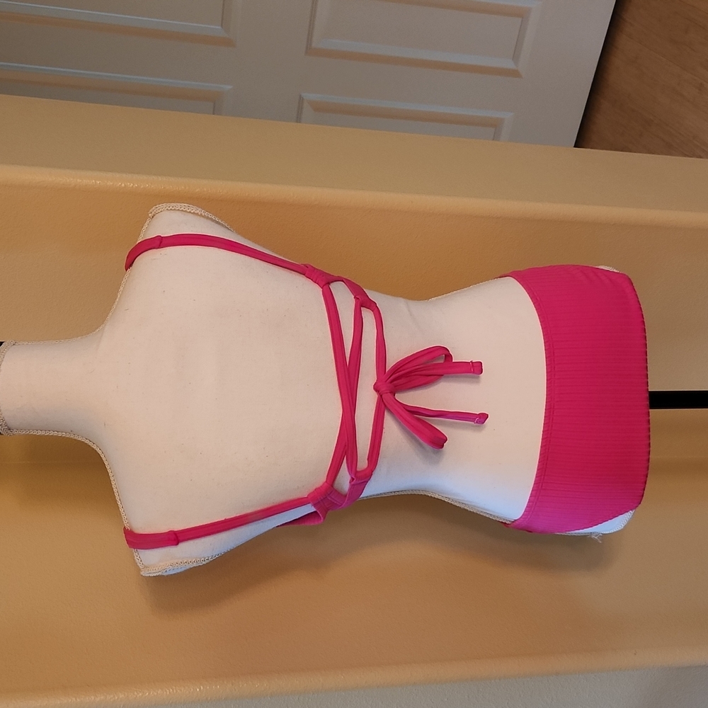 Swimsuit - Picture 2 of 4